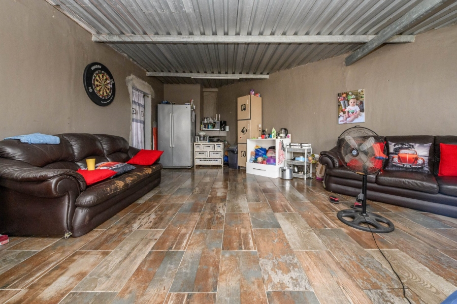 9 Bedroom Property for Sale in Algoa Park Eastern Cape